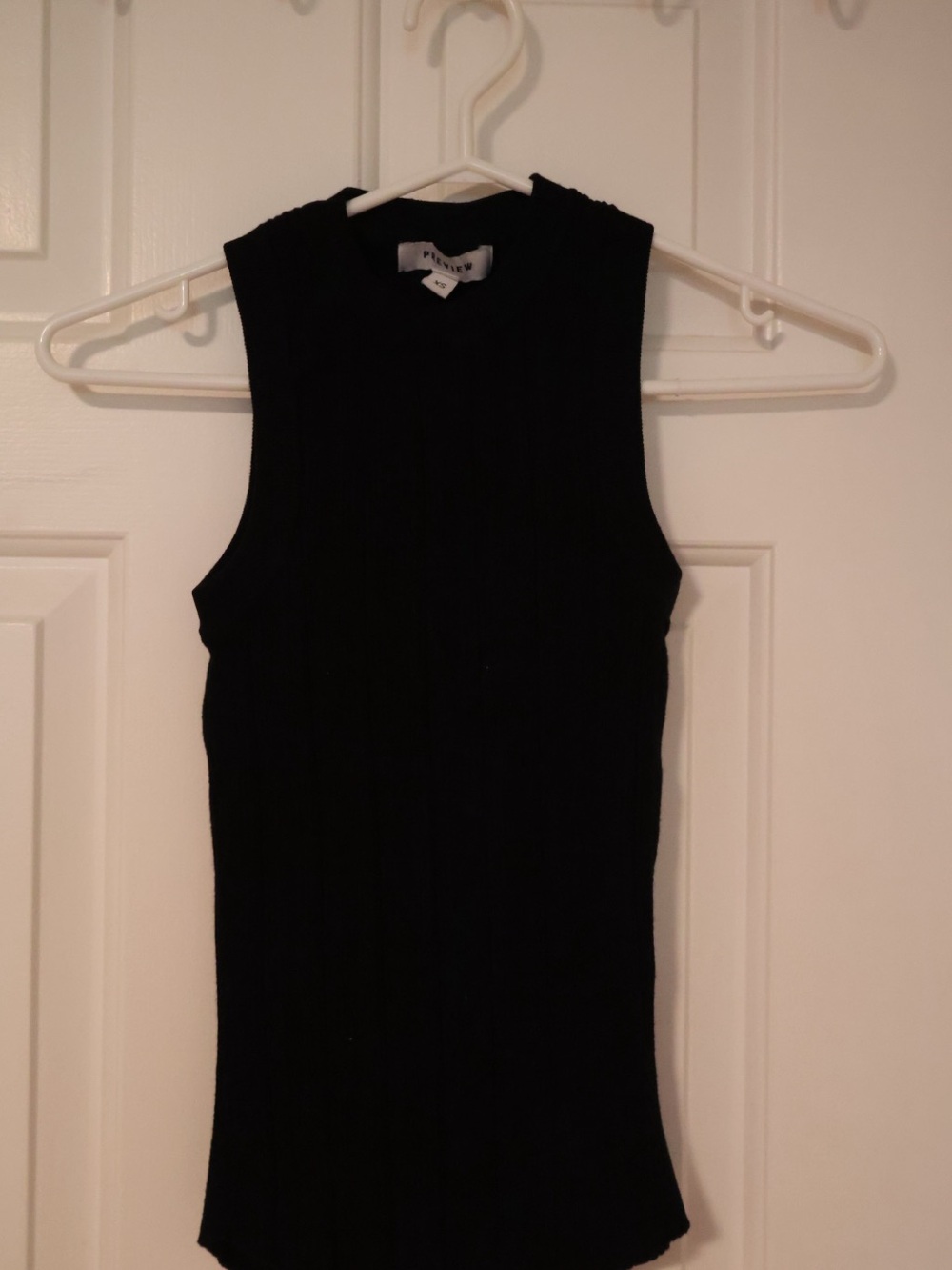 Sleeveless Ribbed Knit Tank Top - Black